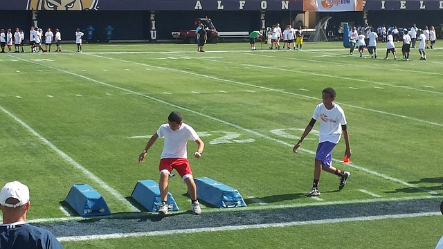 揭示三个主 揭示三个主